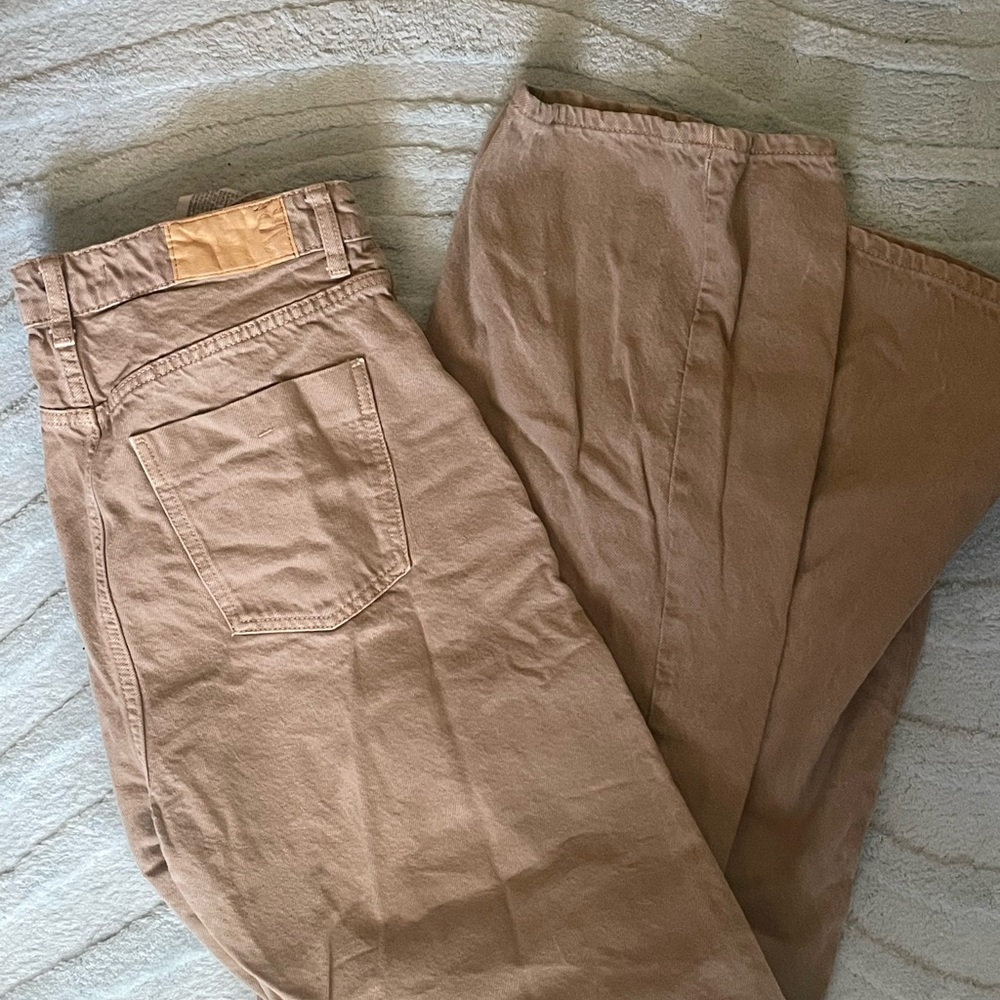 Zara Women's Tan Khakis